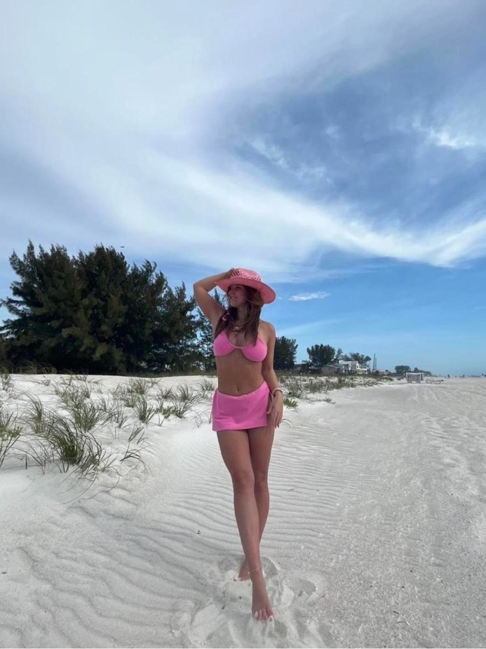 Frankie’s Bikinis x Naomi Pink Bikini